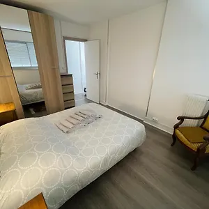  Appartement Tour Eiffel Cambronne 3