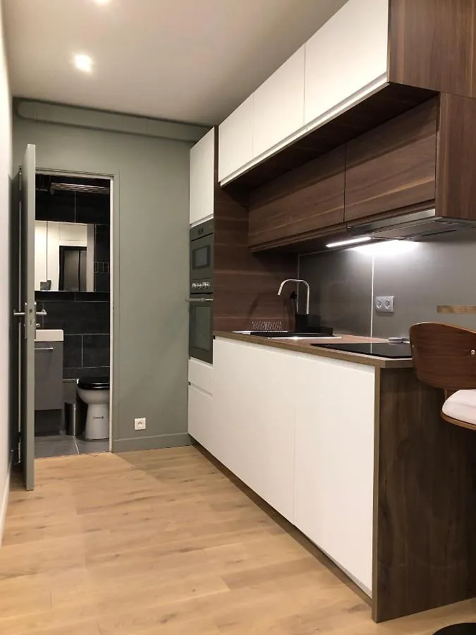 Studio Design Proche Champs-Elysees باريس